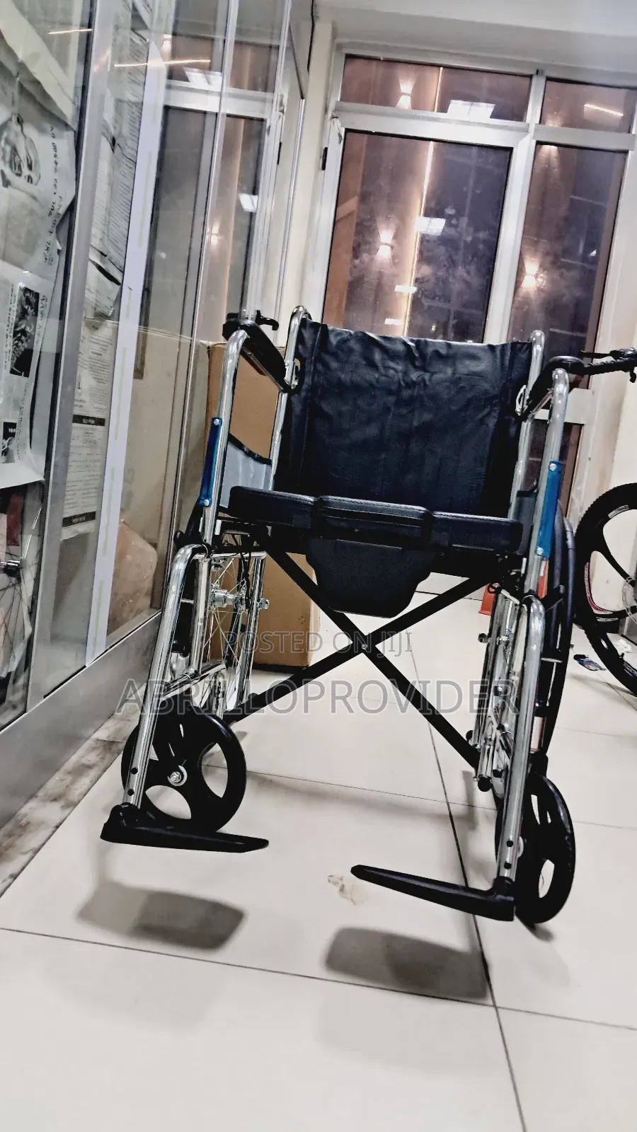 Toilet Wheelchair6wheelchair7wheelchair5wheelchair8wheelchai