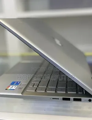 New Laptop HP Pavilion 15 8GB Intel Core I5 SSD 512GB