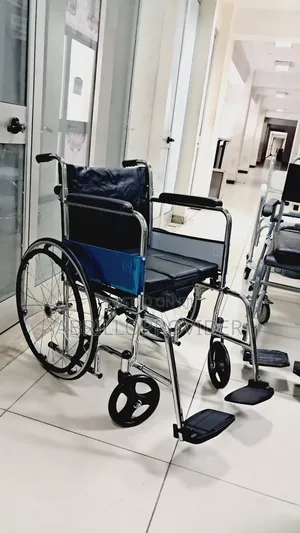 Toilet Wheelchair5wheelchair8wheelchair4wheelchair8wheelchai