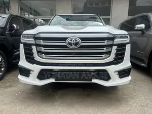 New Toyota Land Cruiser 2023 White