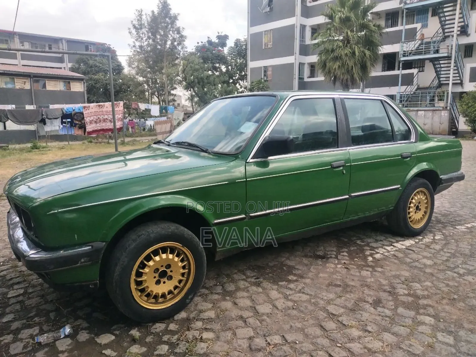 BMW 325i 1989 Green
