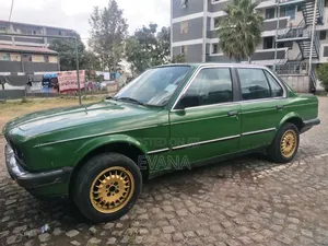 Photo - BMW 325i 1989 Green