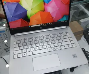 New Laptop HP Stream Notebook 8GB Intel Core I5 SSD 256GB