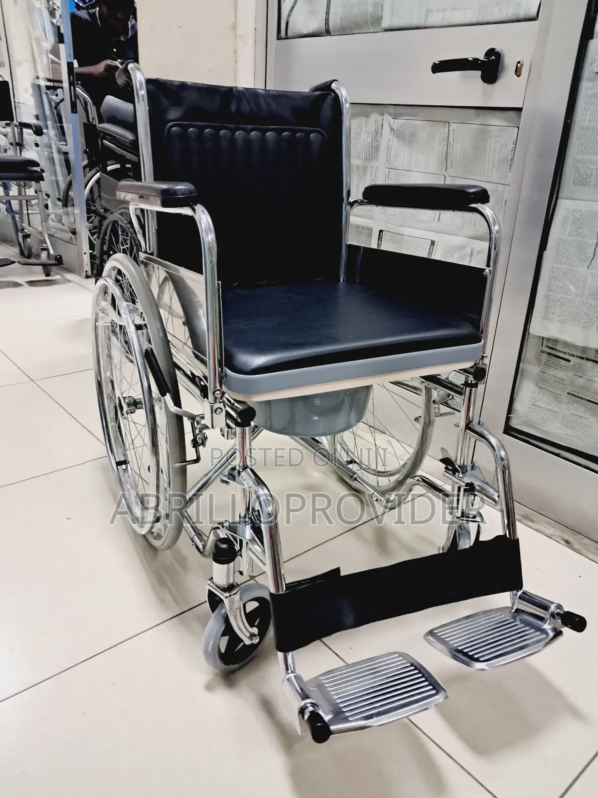 Toilet Wheelchair5wheelchair6wheelchair5wheelchair3wheelchai