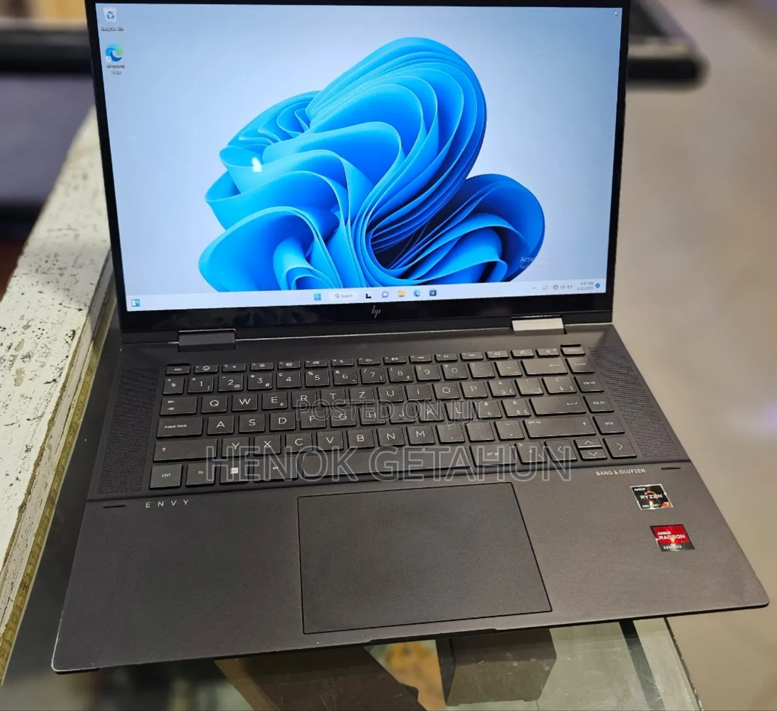 New Laptop HP Envy X360 16GB AMD Ryzen 7 SSD 1T