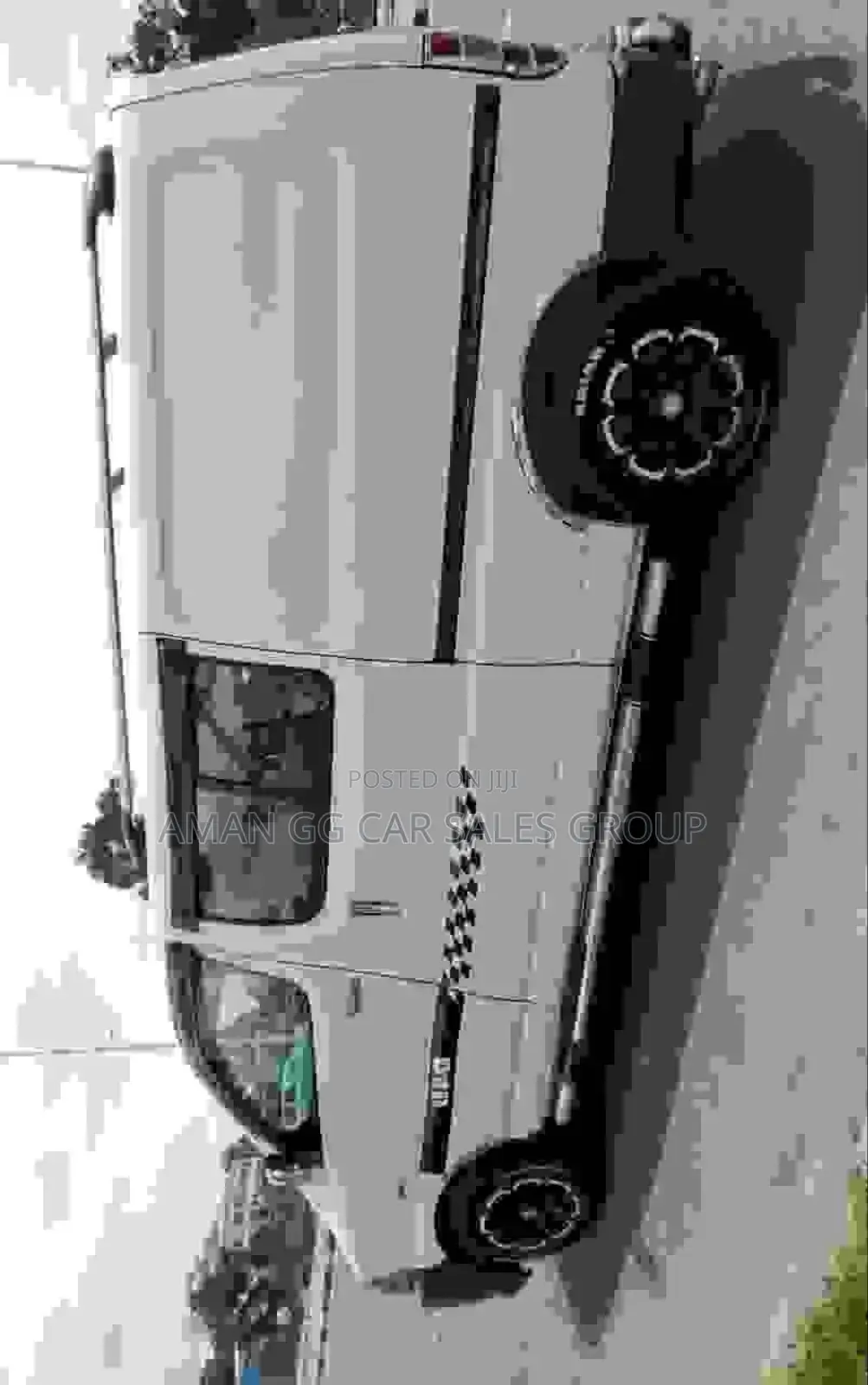 Toyota HiAce 2010 White