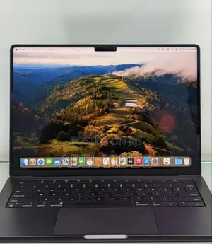 New Laptop Apple MacBook Pro 18GB Apple M3 SSD 512GB