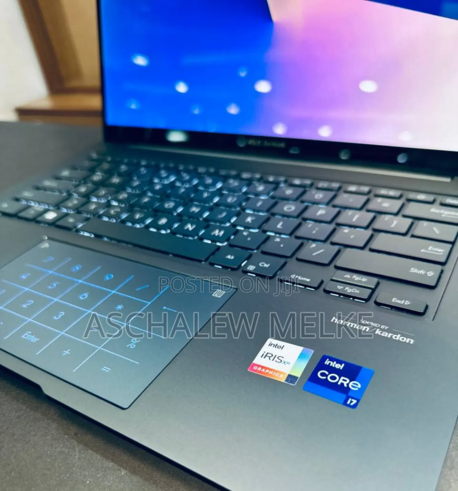 New Laptop Asus ZenBook UX510UW 16GB Intel Core I7 SSD 512GB