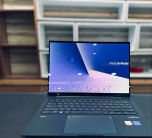 New Laptop Asus ZenBook UX510UW 16GB Intel Core I7 SSD 512GB