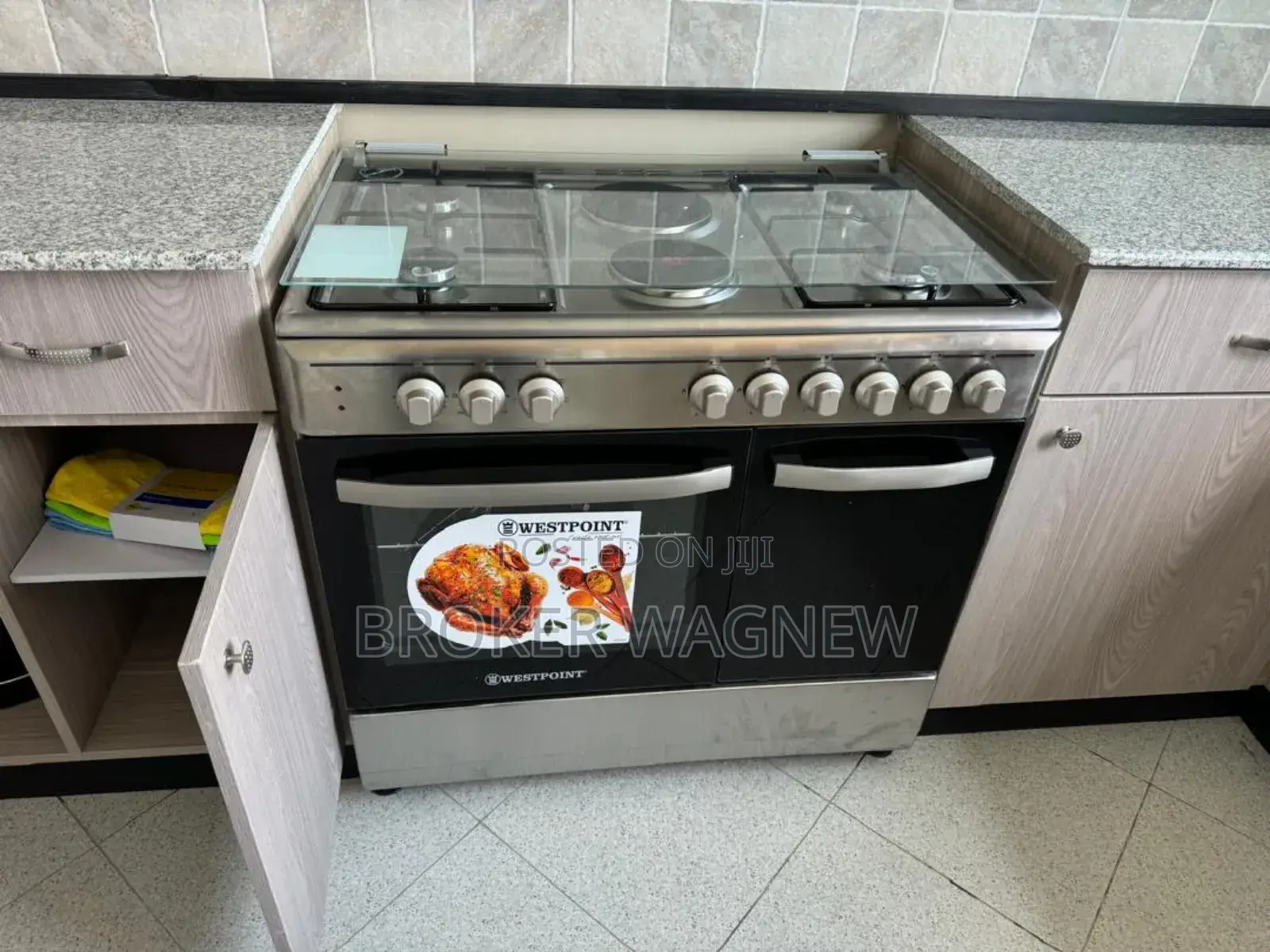 Furnished 3bdrm Apartment in Kirkos for rent