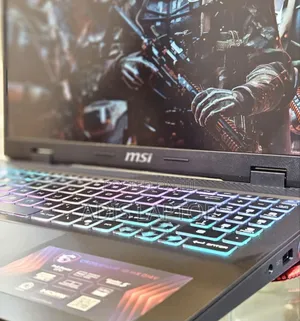 New Laptop MSI Crosshair 17 16GB Intel Core I7 SSD 1T