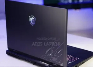 New Laptop MSI Crosshair 17 16GB Intel Core I7 SSD 1T