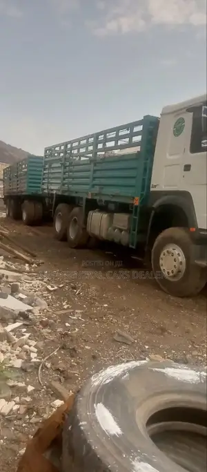 ከነ ተሳቢው 
ታርጋ A08* Bank 4.5 Millio አለበት