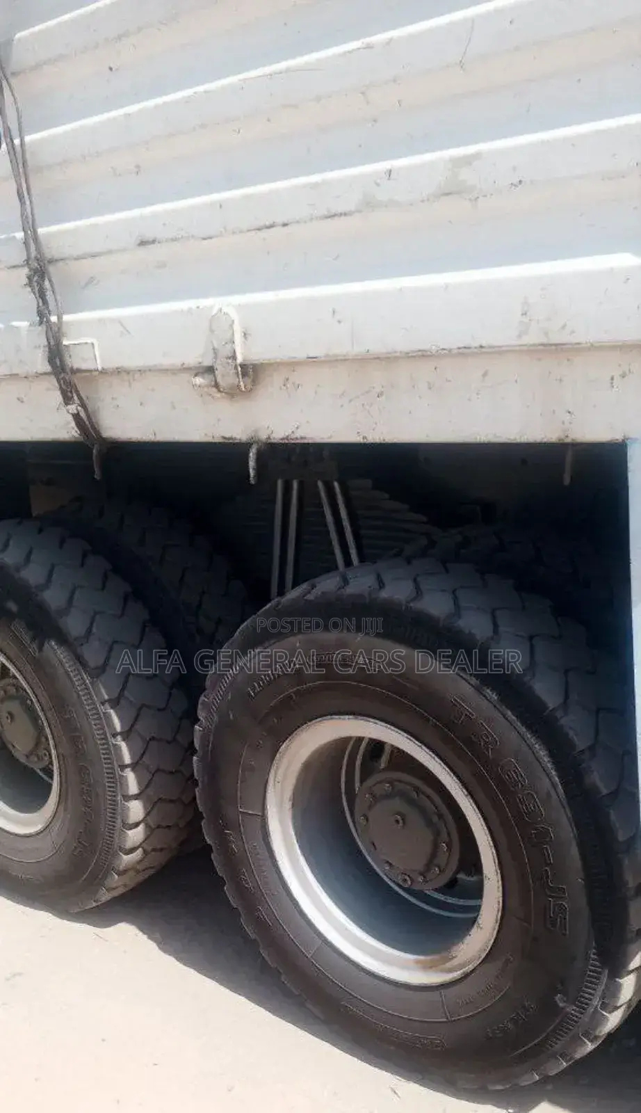 ካሶኒ 
•2023
•a-22 ሺ 
•ባንክ 3,100,000