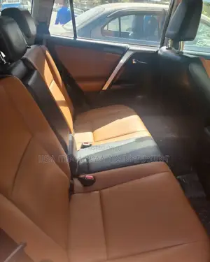 Toyota RAV4 2018 Pink