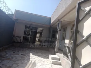 Photo - Furnished 4bdrm House in Total, Akaky Kaliti for sale