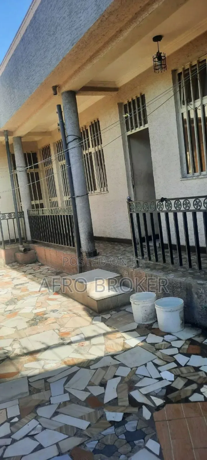 Furnished 4bdrm House in Total, Akaky Kaliti for sale