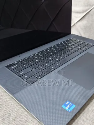 New Laptop Dell XPS 15 16GB Intel Core I7 SSD 512GB