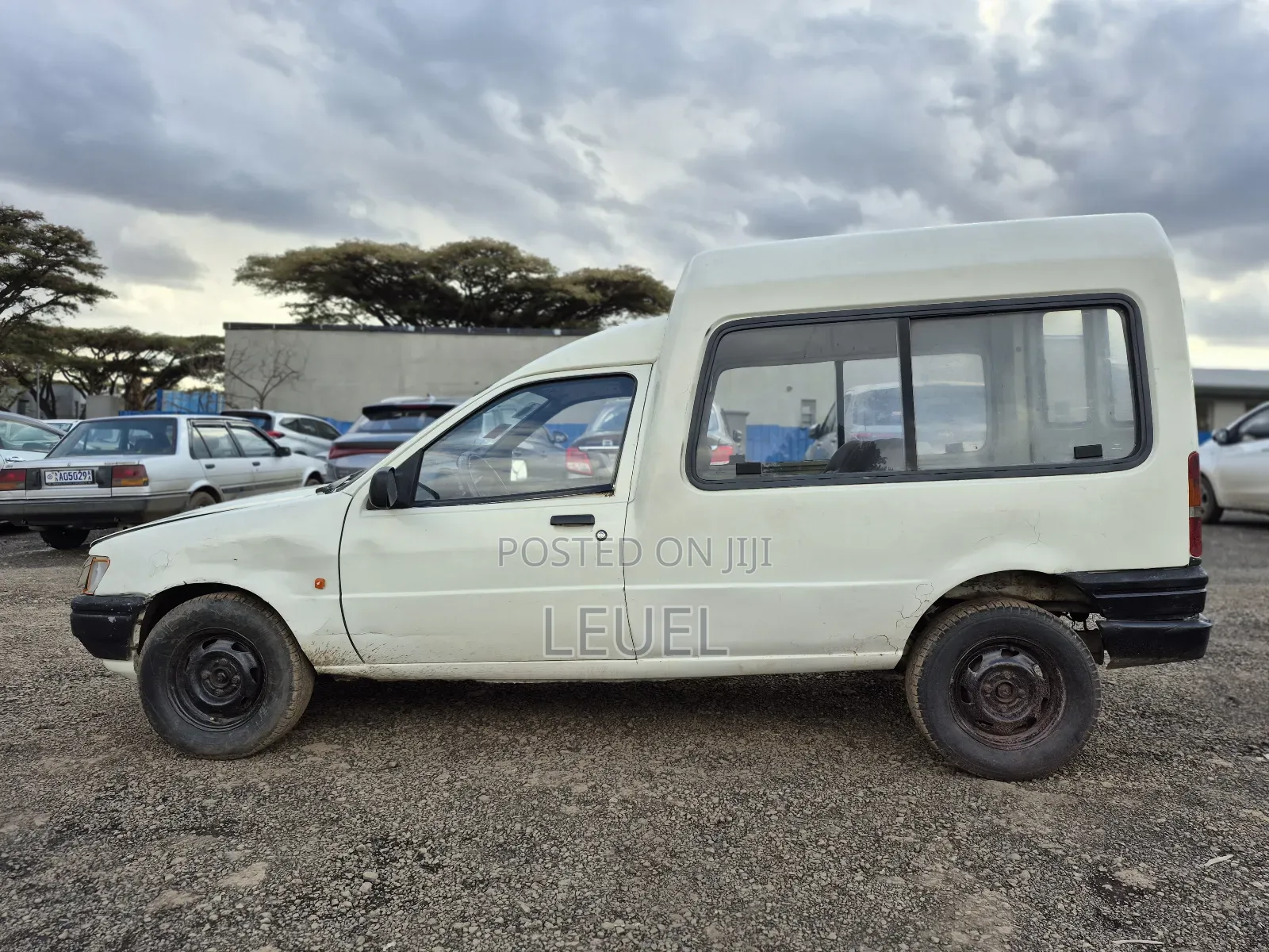 Ford Courier 1995 White