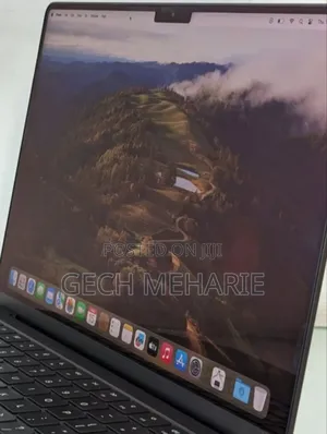 New Apple MacBook Pro 2023 M3 14-Inch 18GB Apple M3 Pro SSD 512GB