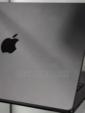 New Apple MacBook Pro 2023 M3 14-Inch 18GB Apple M3 Pro SSD 512GB