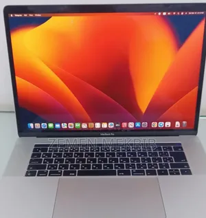 New Laptop Apple MacBook Pro 2017 16GB Intel Core I7 SSD 1T