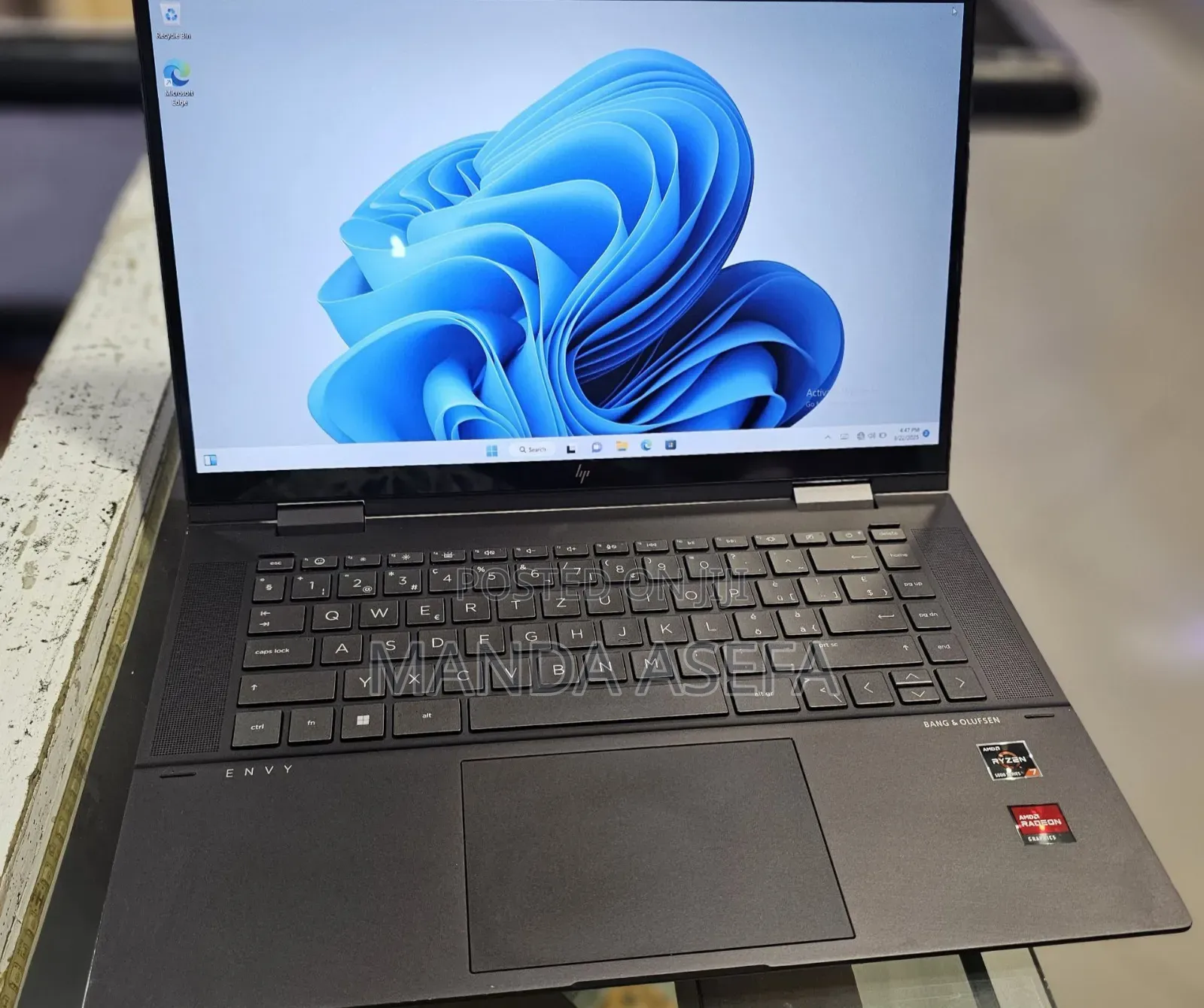 New Laptop HP Envy X360 16GB AMD Ryzen 7 SSD 1T