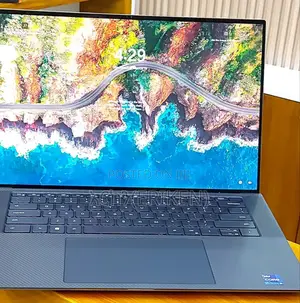 New Laptop Dell Inspiron 15 32GB Intel Core I9 SSD 1T