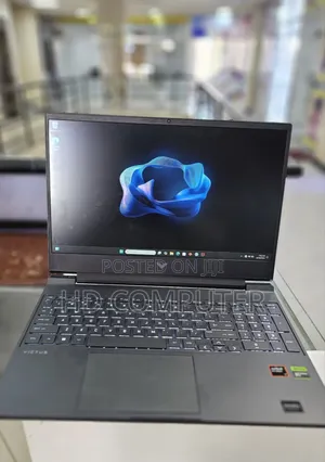 New Laptop HP Victus 16 16GB AMD Ryzen 7 SSD 1T