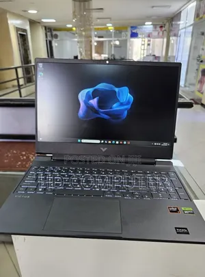 New Laptop HP Victus 16 16GB AMD Ryzen 7 SSD 1T