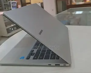 New Laptop Samsung Galaxy Book 2 6GB SSD 128GB