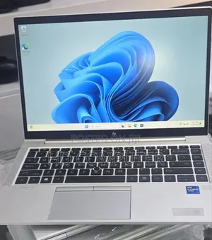 New Laptop HP EliteBook 840 G8 16GB Intel Core I7 SSD 512GB