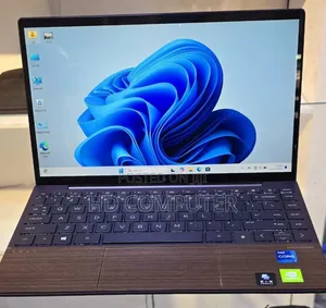 New Laptop HP Envy 14 16GB Intel Core I7 SSD 1T