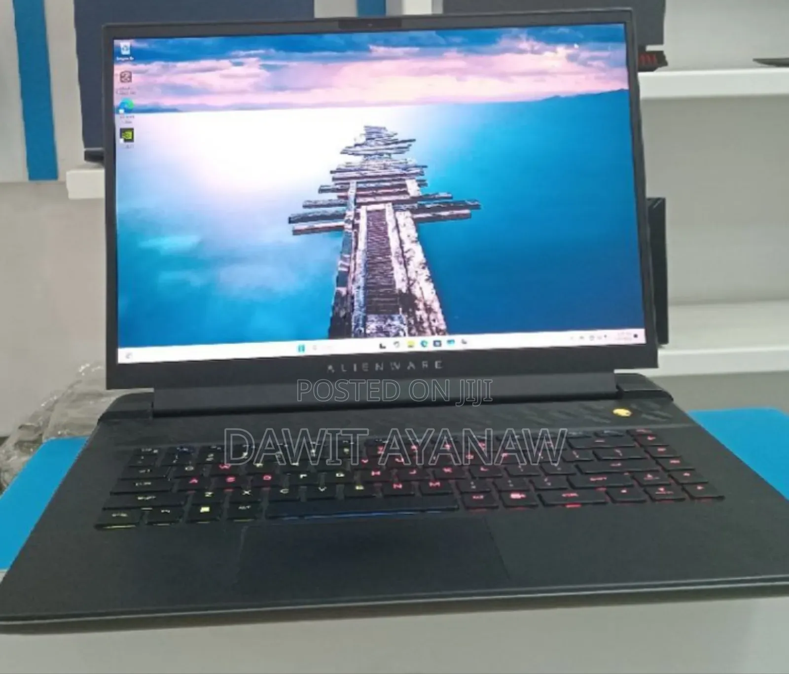 New Laptop Alienware M17x R2 16GB Intel Core I9 SSD 1T