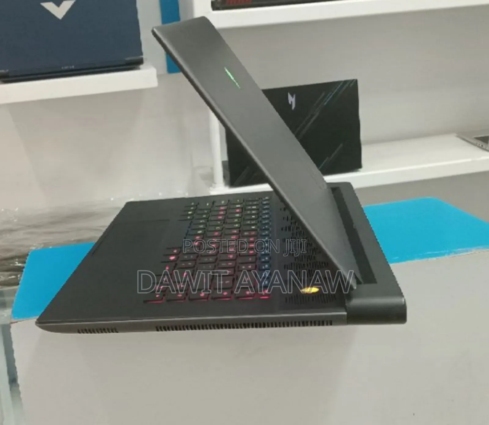 New Laptop Alienware M17x R2 16GB Intel Core I9 SSD 1T