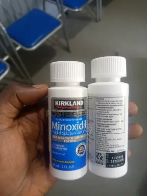 Photo - Kirkland Organic Liquid Minoxidil 5%.