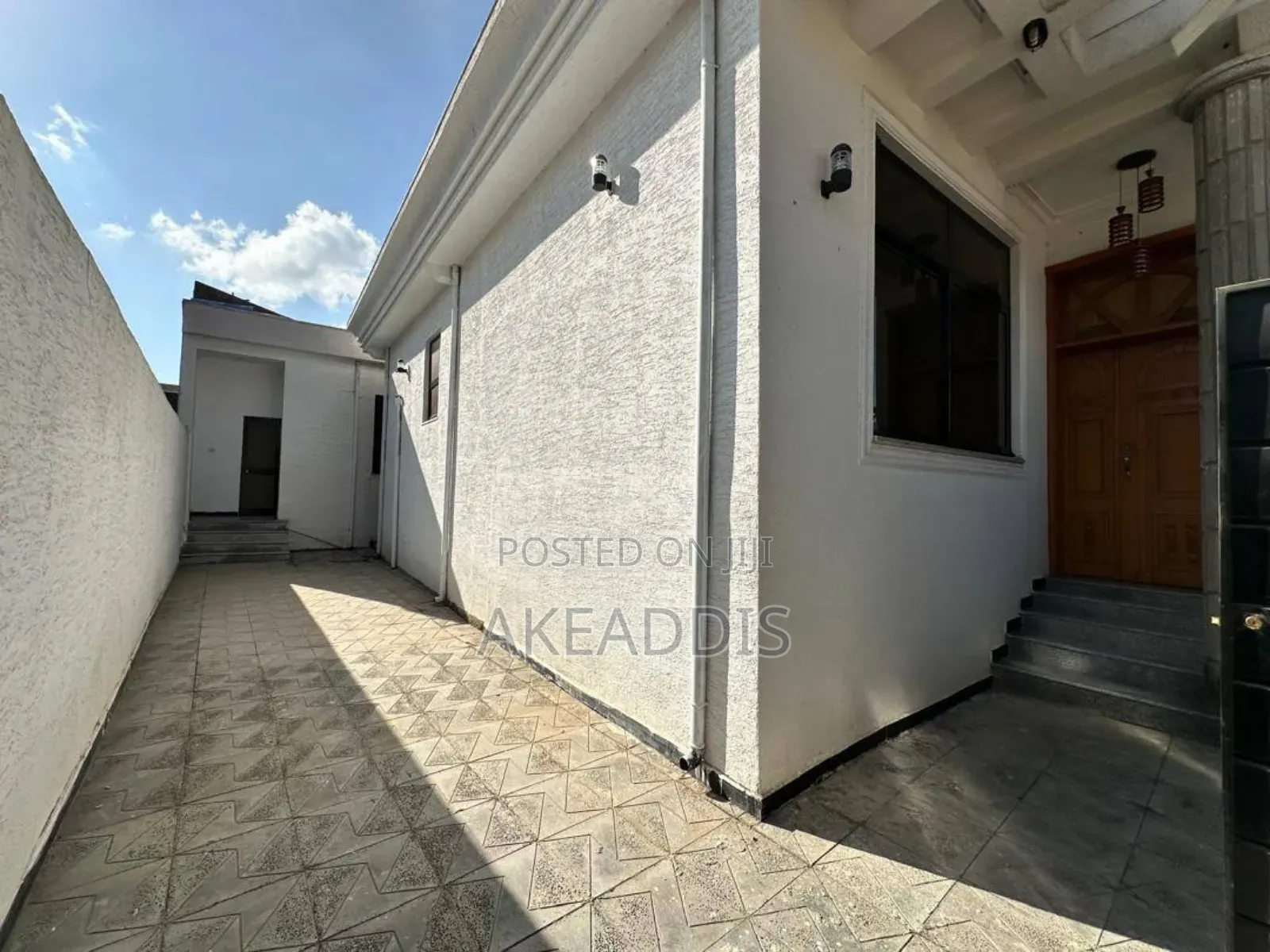 Furnished 3bdrm Villa in ሰሚት, Bole for sale