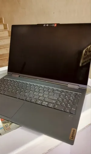 New Laptop Lenovo Yoga 7i 8GB Intel Core I5 SSD 256GB