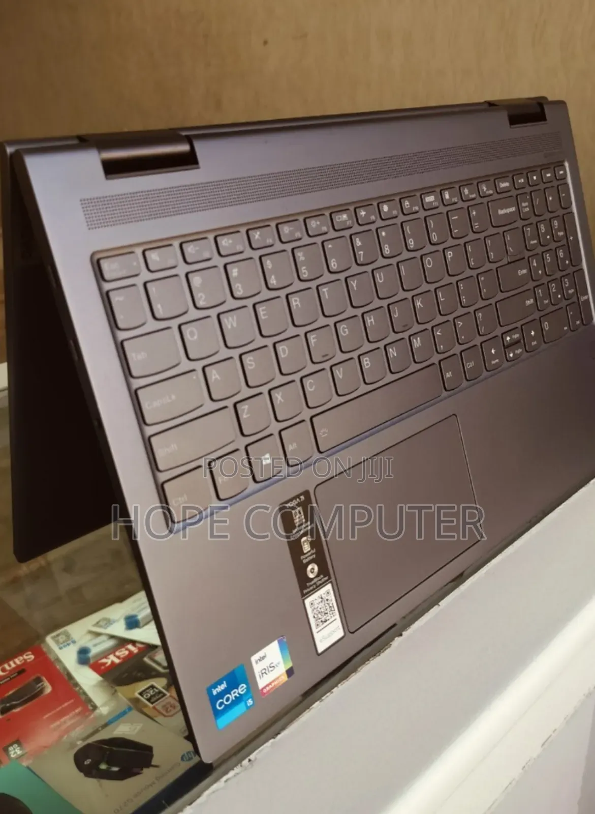 New Laptop Lenovo Yoga 7i 8GB Intel Core I5 SSD 256GB