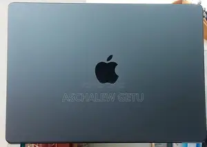 New Laptop Apple MacBook Pro 2019 18GB Intel Core I9 SSD 512GB