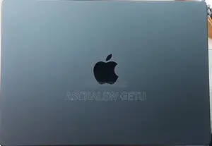 New Laptop Apple MacBook Pro 2019 18GB Intel Core I9 SSD 512GB