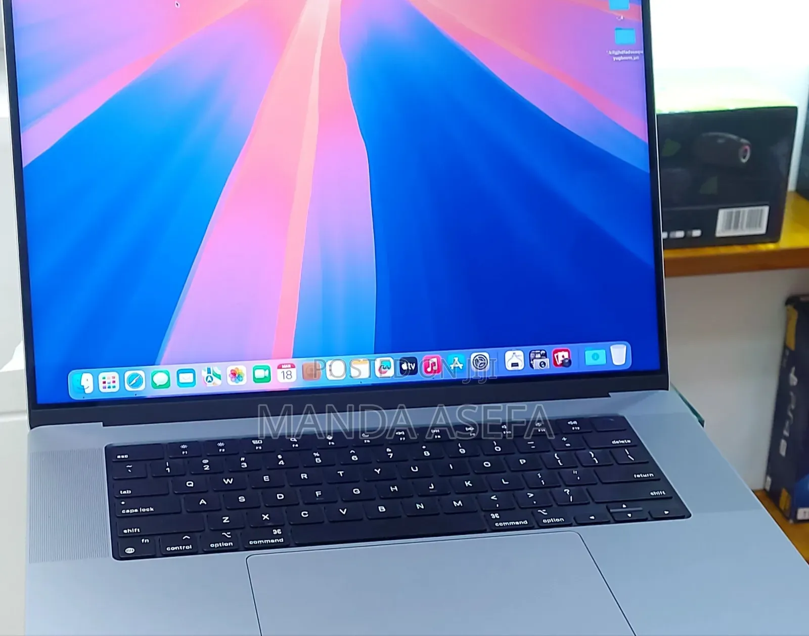 New Laptop Apple MacBook Pro M1 16GB Apple M1 SSD 1T