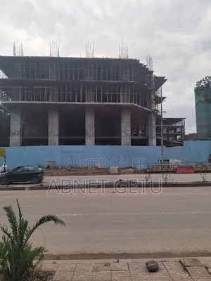 ለሽያጭ የቀረቡ ሱቆች