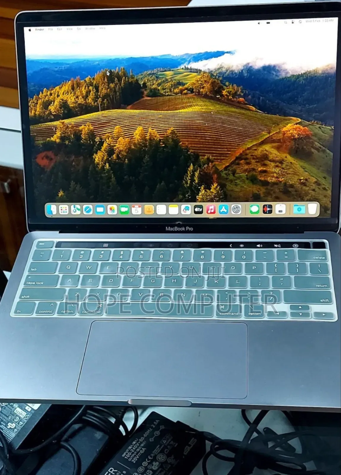 New Laptop Apple MacBook Air 2020 M1 8GB Apple M1 SSD 256GB