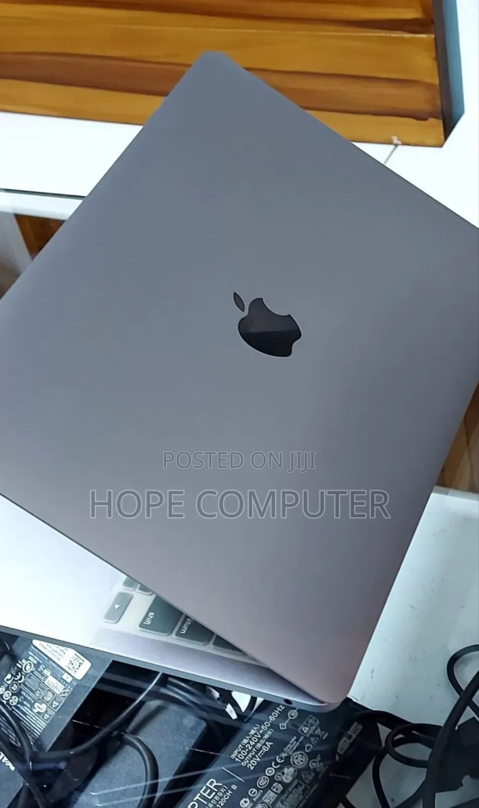 New Laptop Apple MacBook Air 2020 M1 8GB Apple M1 SSD 256GB