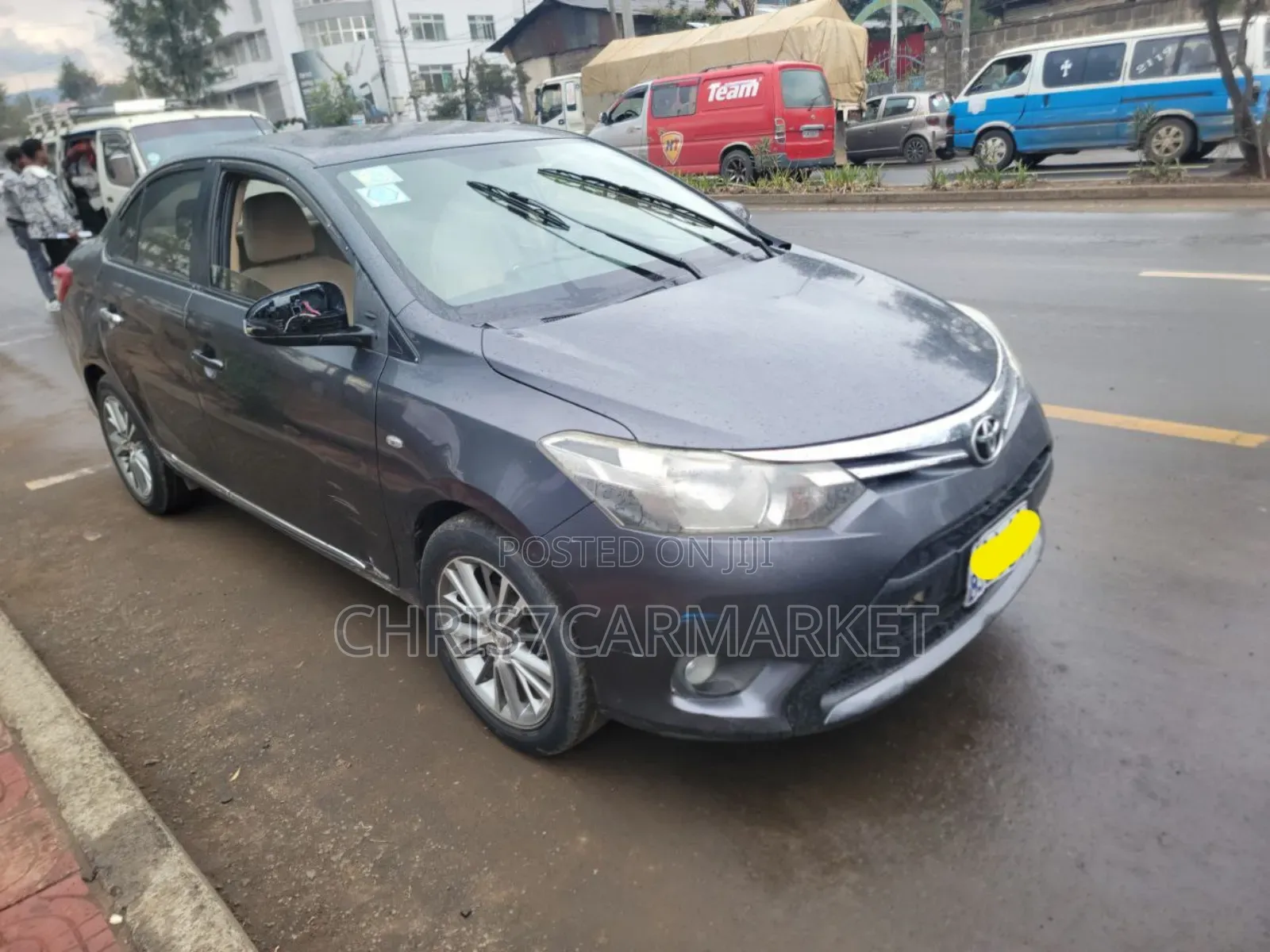 Toyota Yaris 2015 Gray