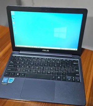 New Laptop Asus VivoBook 15 X505BA 4GB Intel Celeron SSD 32GB