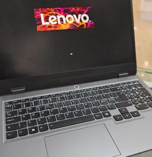 New Laptop Lenovo LOQ 15ARP9 16GB Intel Core I5 SSD 512GB