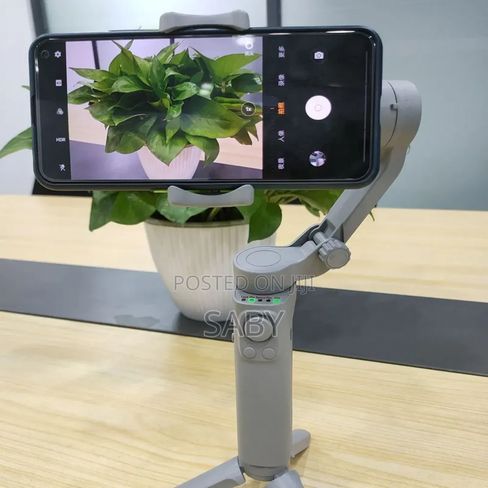 The F5 Smartphone Gimbal Stabilizer