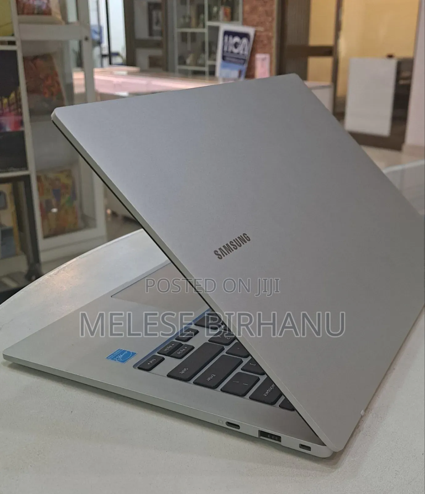 New Laptop Samsung Notebook 9 4GB Intel Core 2 Quad SSD 128GB